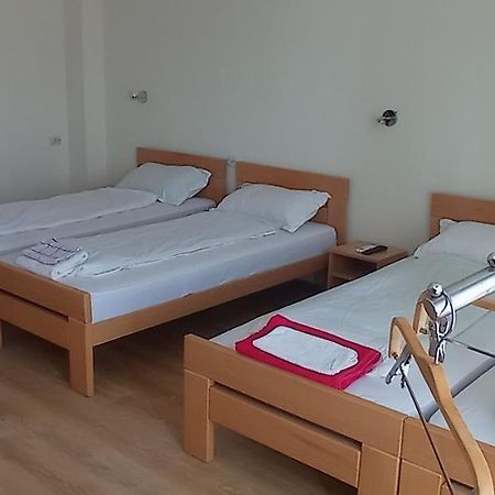 Holiday Apartments Суботица Экстерьер фото