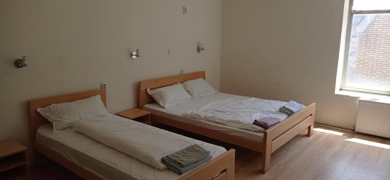 Holiday Apartments Суботица Экстерьер фото